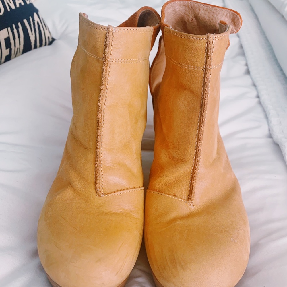 Free People Tan Brown Leather Cutout Mules - Picture 5 of 8